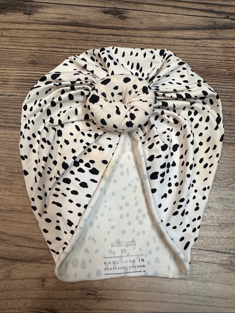 BUNNY KNOTS Turban HEADWRAP in White with Black Dot Print